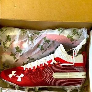 UA Spotlight MC Football Cleat